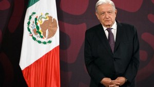 Analista dice que los proyectos de reformas de López Obrador son "regresivos"