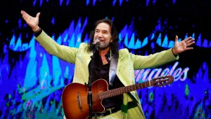 Marco Antonio Solís, "El Buki", es propuesto para recibir la medalla de honor del Senado Belisario Domínguez